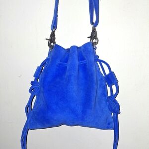 FREE PEOPLE..! BILLIE,SUEDE LEATHER, Cute!! Crossbody bag!